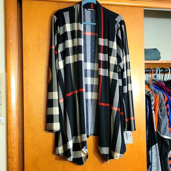 Heimish Plaid Cardigan - Picture 1 of 3